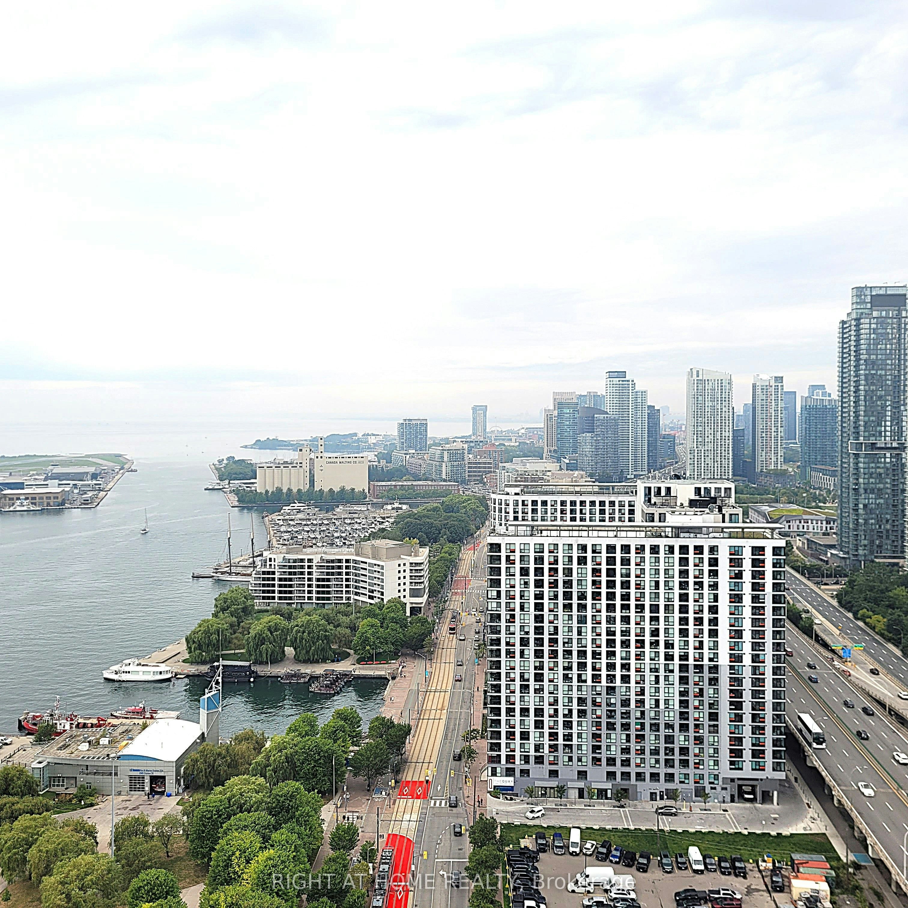 2702-270 Queens Quay W, Toronto, ON, M5J 2N4 - 12