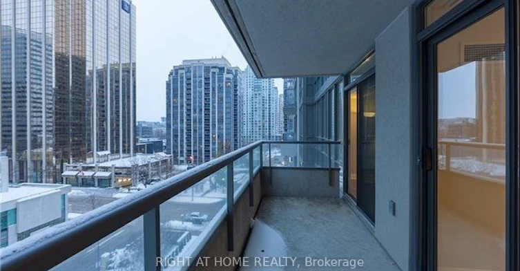 817-35 Hollywood Avenue, Toronto, ON, M2N 0A9 - 23
