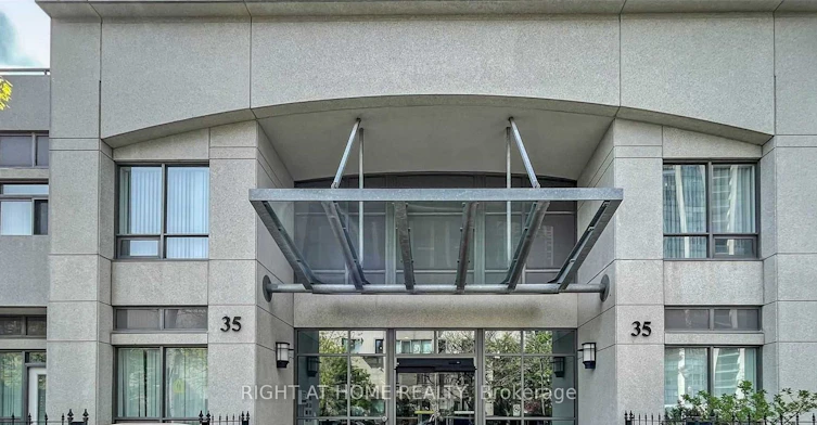 817-35 Hollywood Avenue, Toronto, ON, M2N 0A9 - 2
