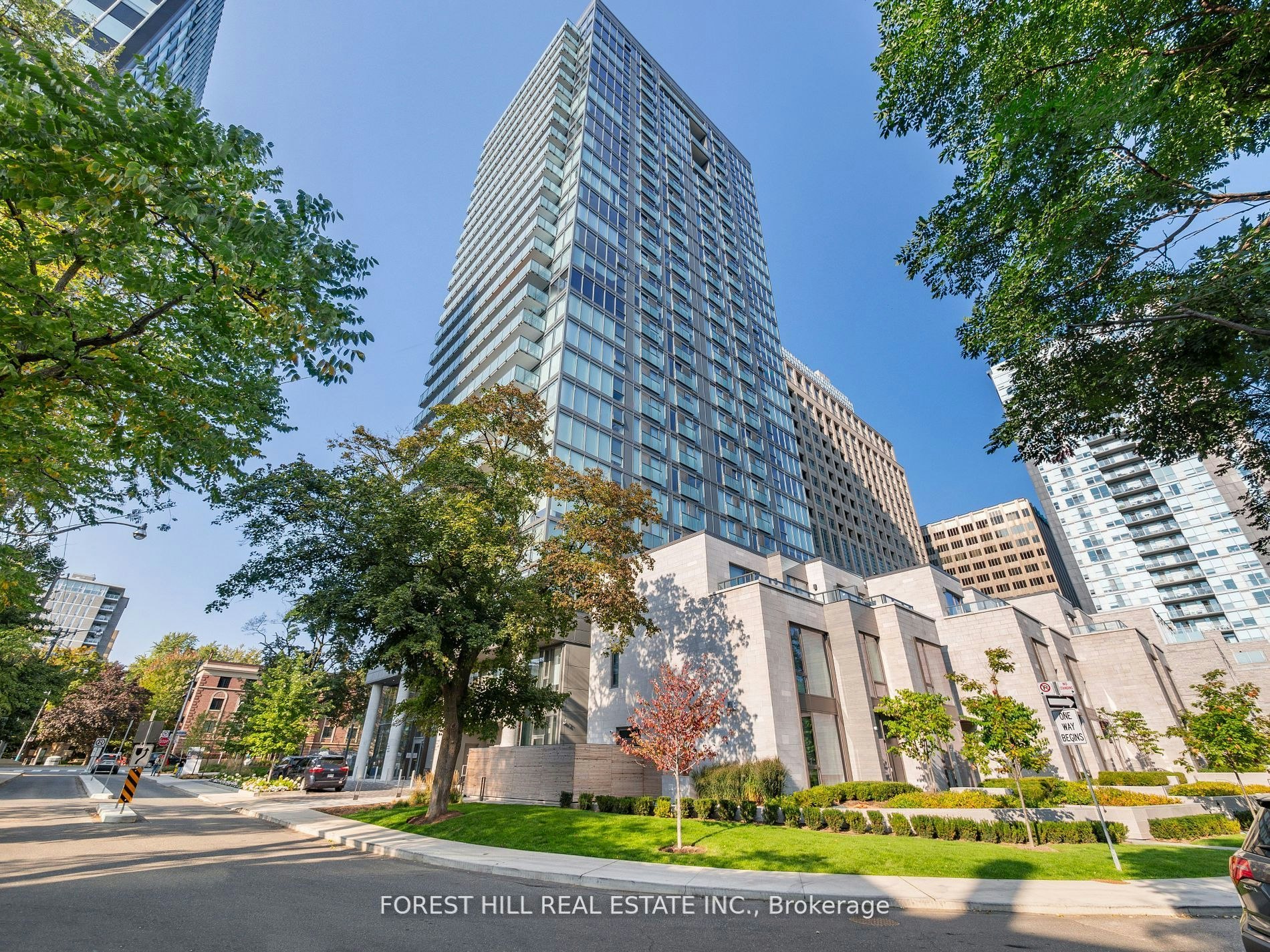 1007-99 Foxbar Road, Toronto, ON, M4V 0B2