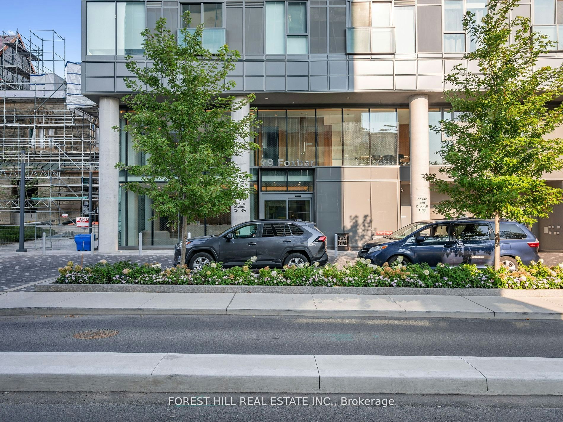 1007-99 Foxbar Road, Toronto, ON, M4V 0B2 - 4
