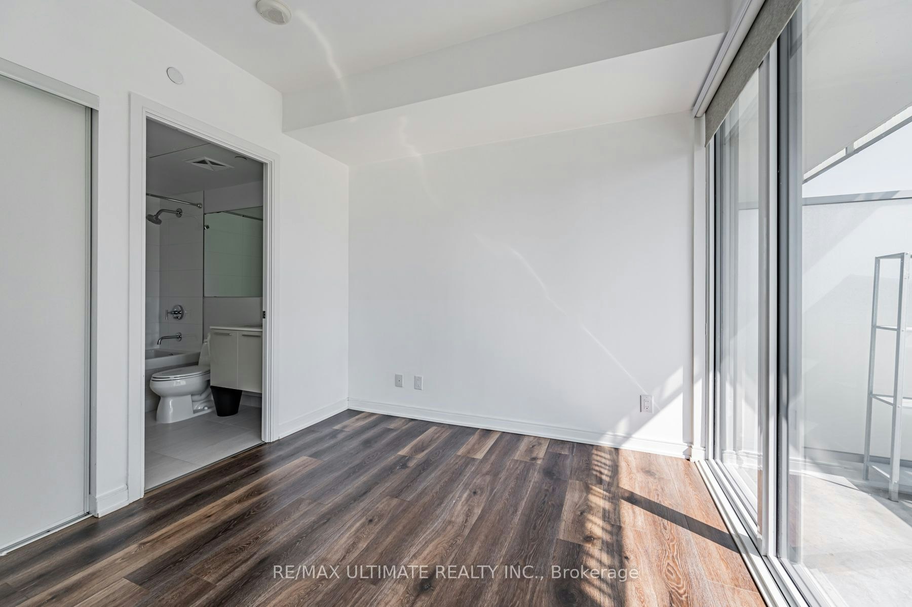 1402-42 Charles Street E, Toronto, ON, M4Y 0B7 - 12