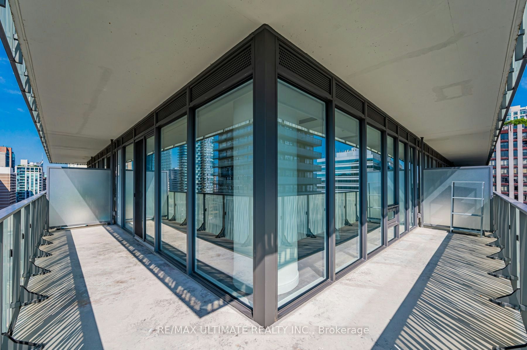 1402-42 Charles Street E, Toronto, ON, M4Y 0B7 - 21