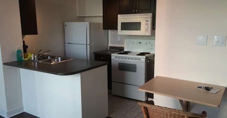 1817-650 Queens Quay W, Toronto, ON, M5V 3T1 - 2