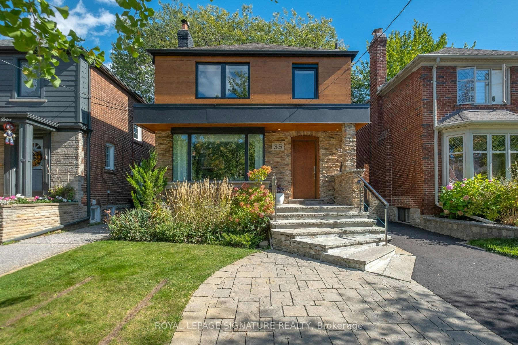 35 Bessborough Drive, Toronto, ON, M4G 3H6
