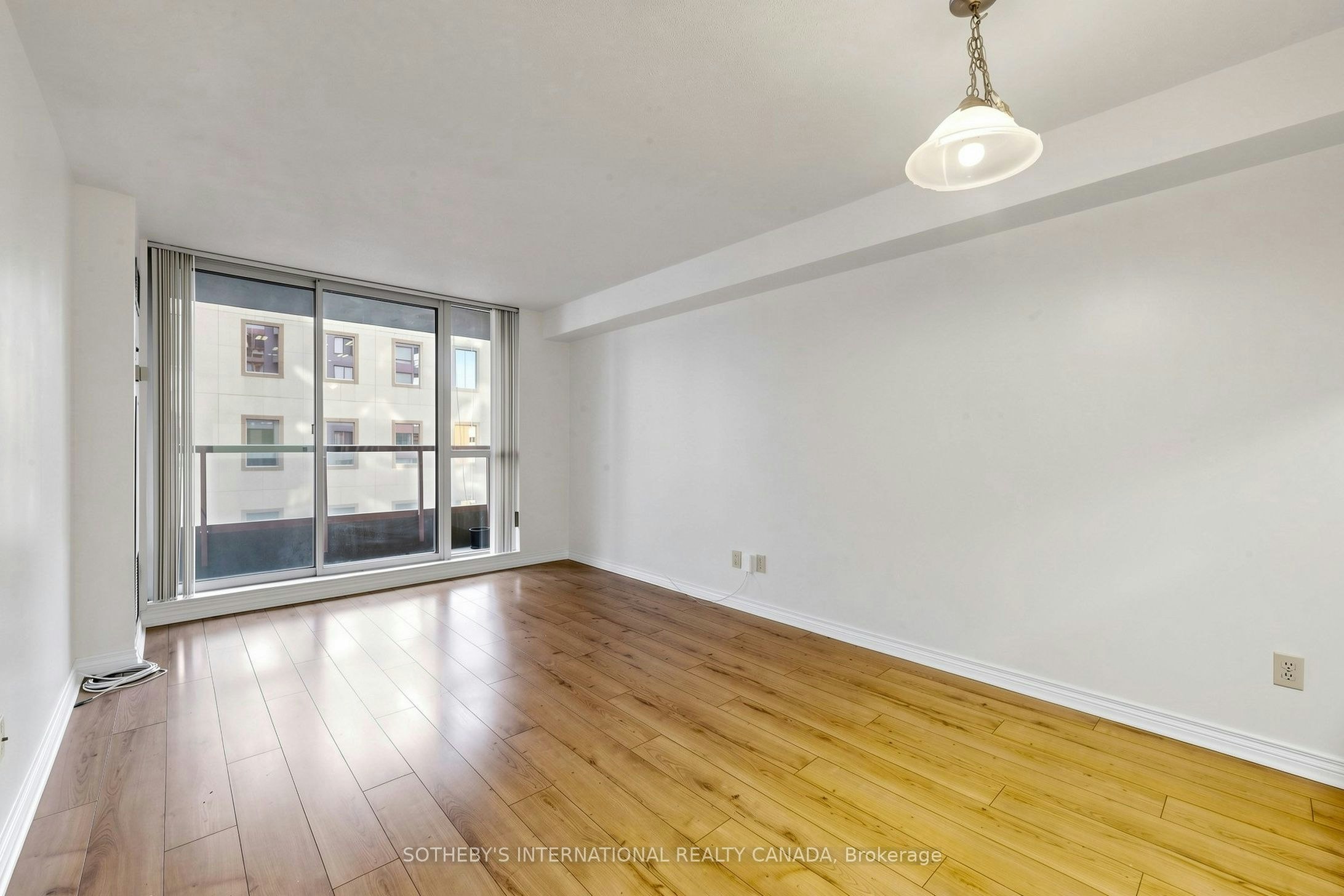 502-736 Bay Street, Toronto, ON, M5G 2M4 - 3