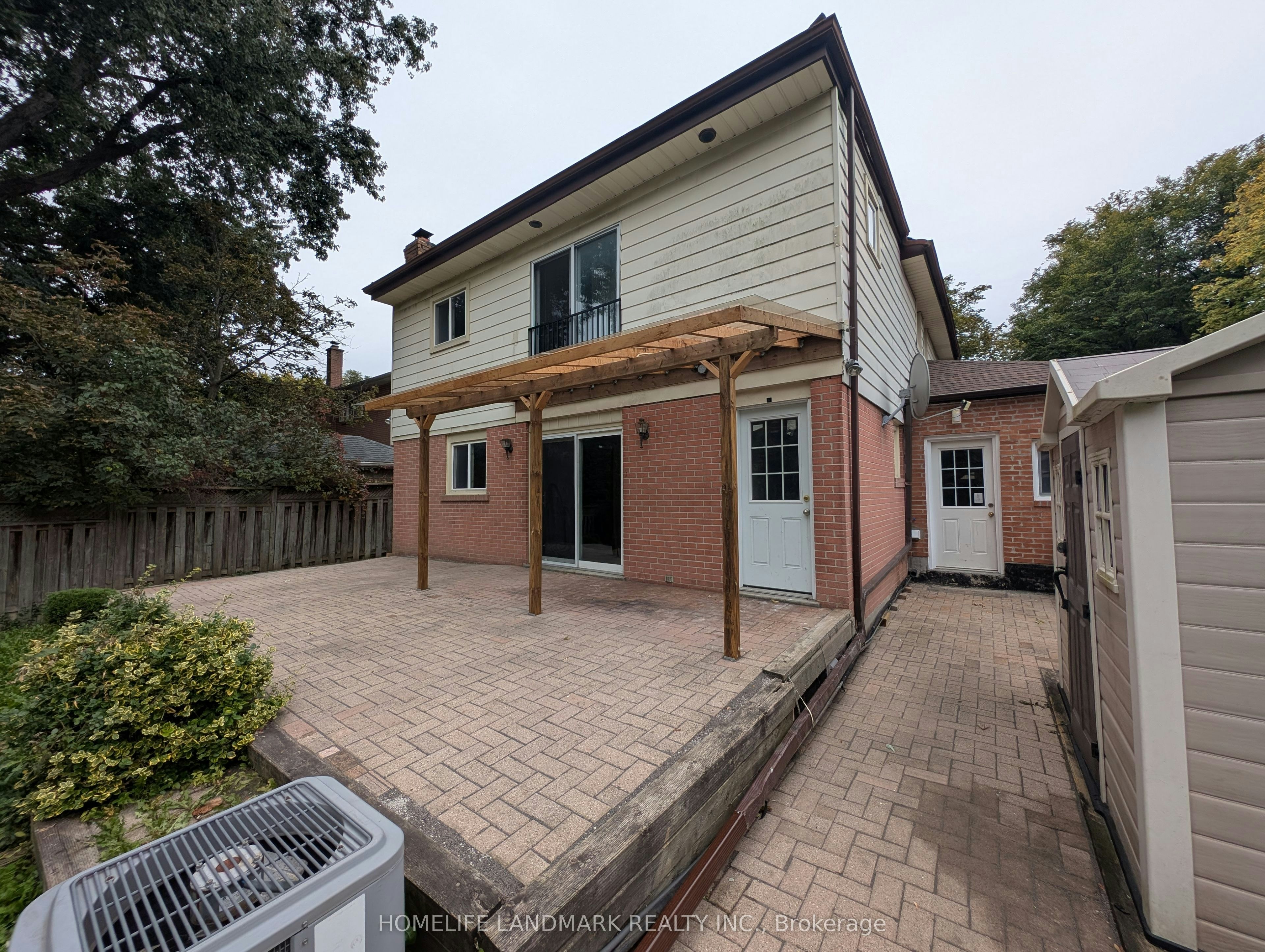 22 Threadneedle Crescent, Toronto, ON, M2H 1Z4 - 25