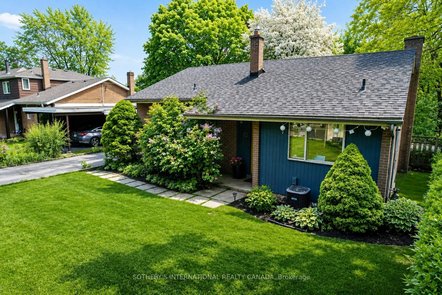 10 Ternhill Crescent, Toronto, ON, M3C 2E5
