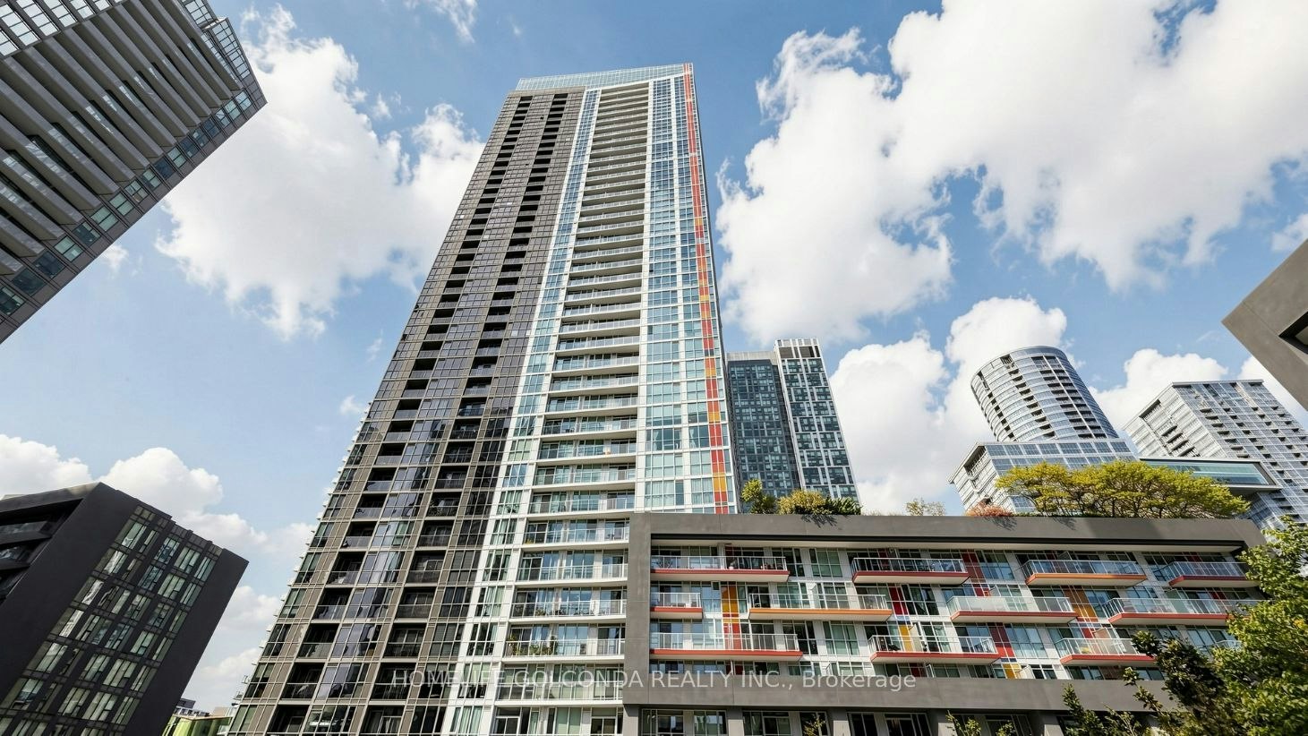 1512-85 Queens Wharf Road, Toronto, ON, M5V 0J9