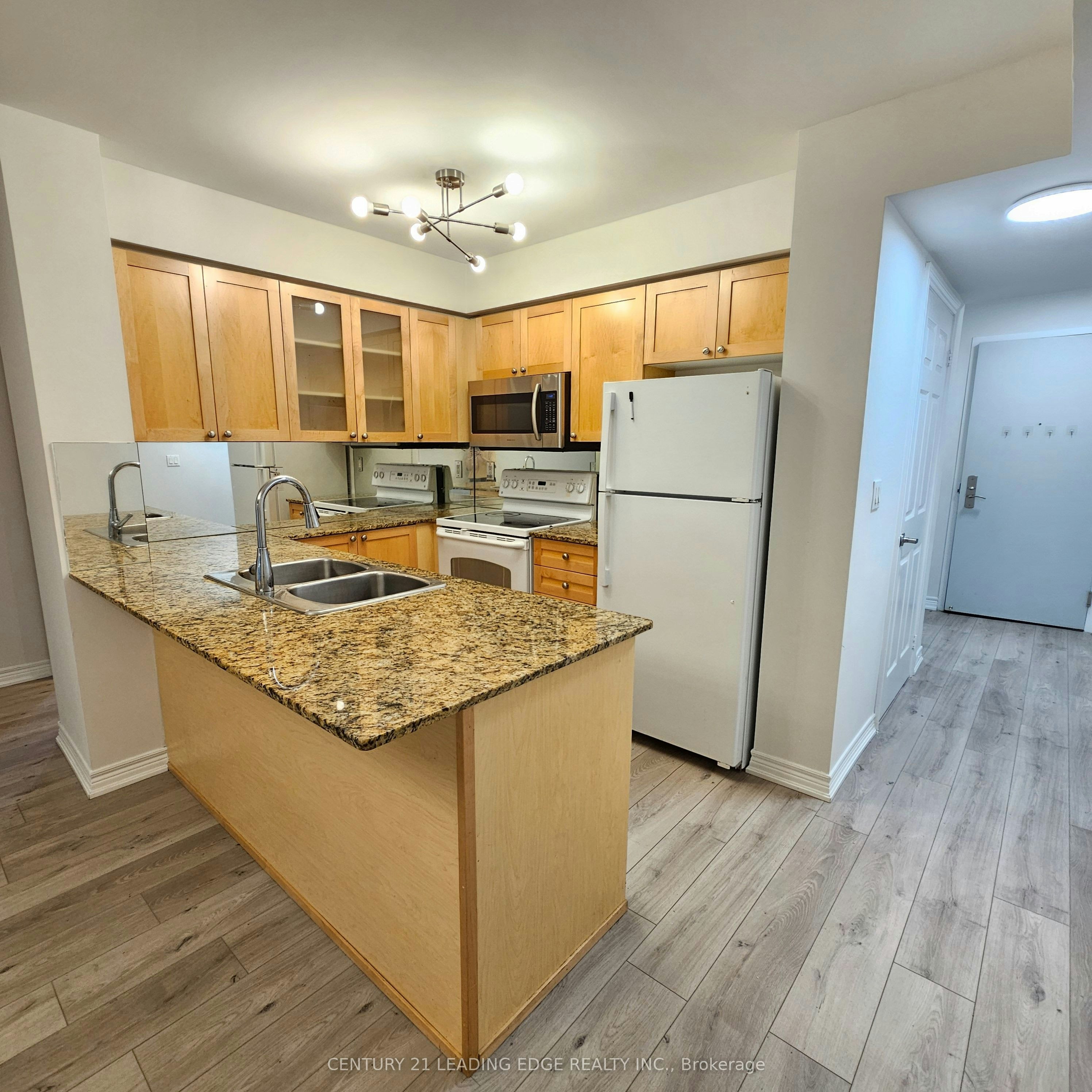714-761 Bay Street, Toronto, ON, M5G 2R2 - 7