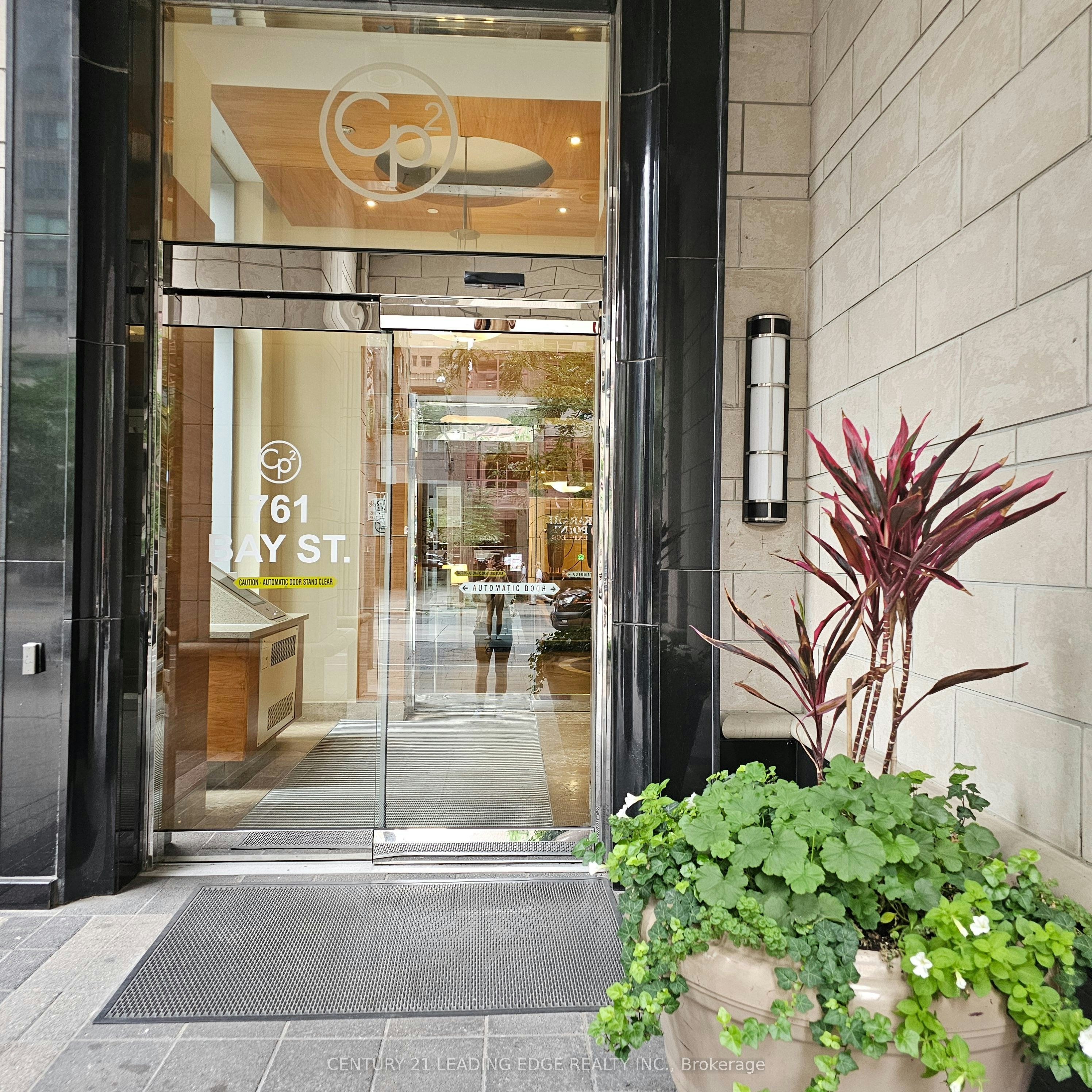 714-761 Bay Street, Toronto, ON, M5G 2R2 - 2