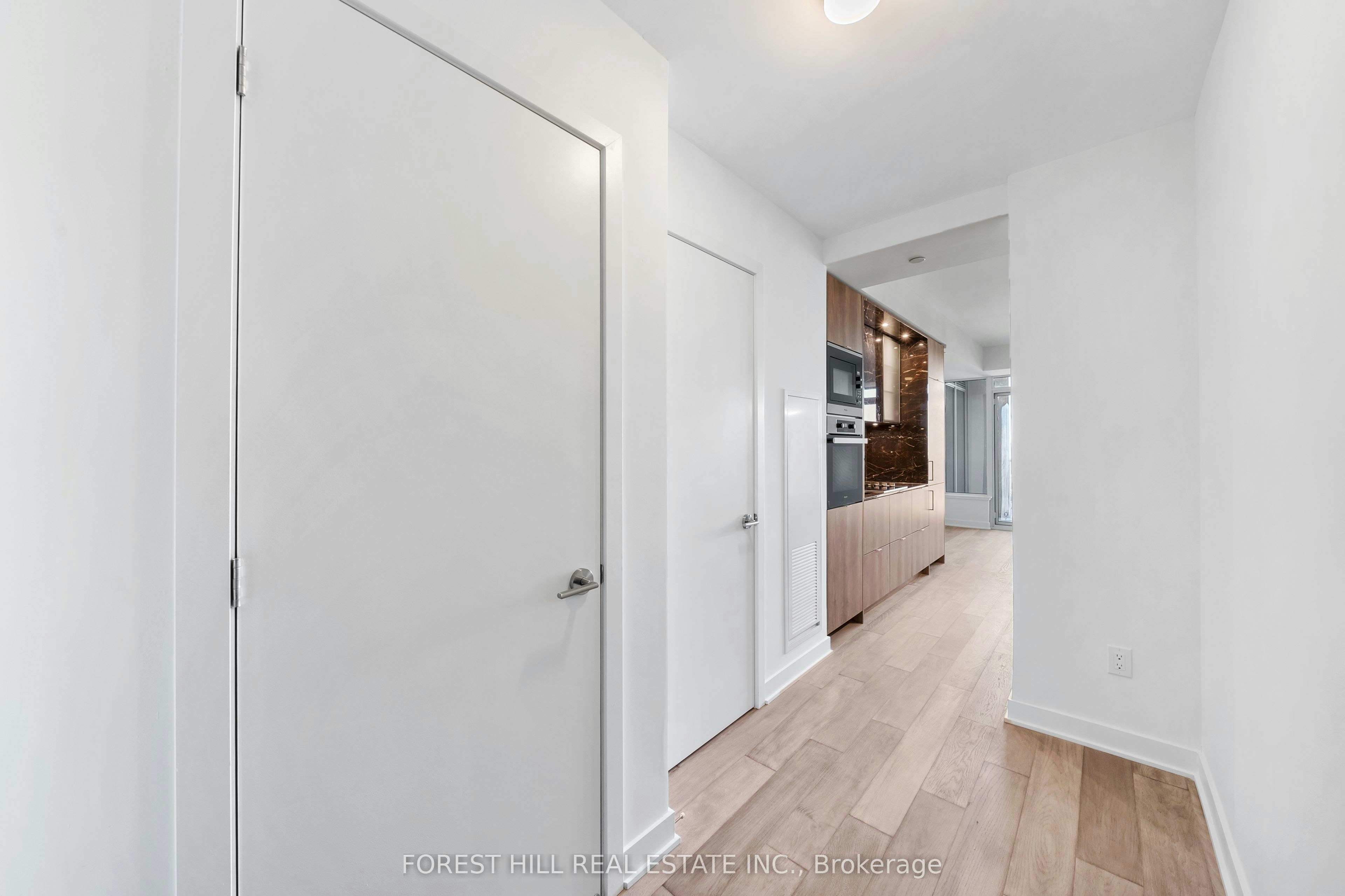 1104-11 Yorkville Avenue, Toronto, ON, M4W 1L2 - 6