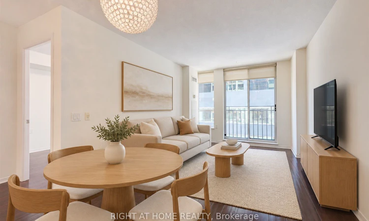 507-388 Bloor Street E
