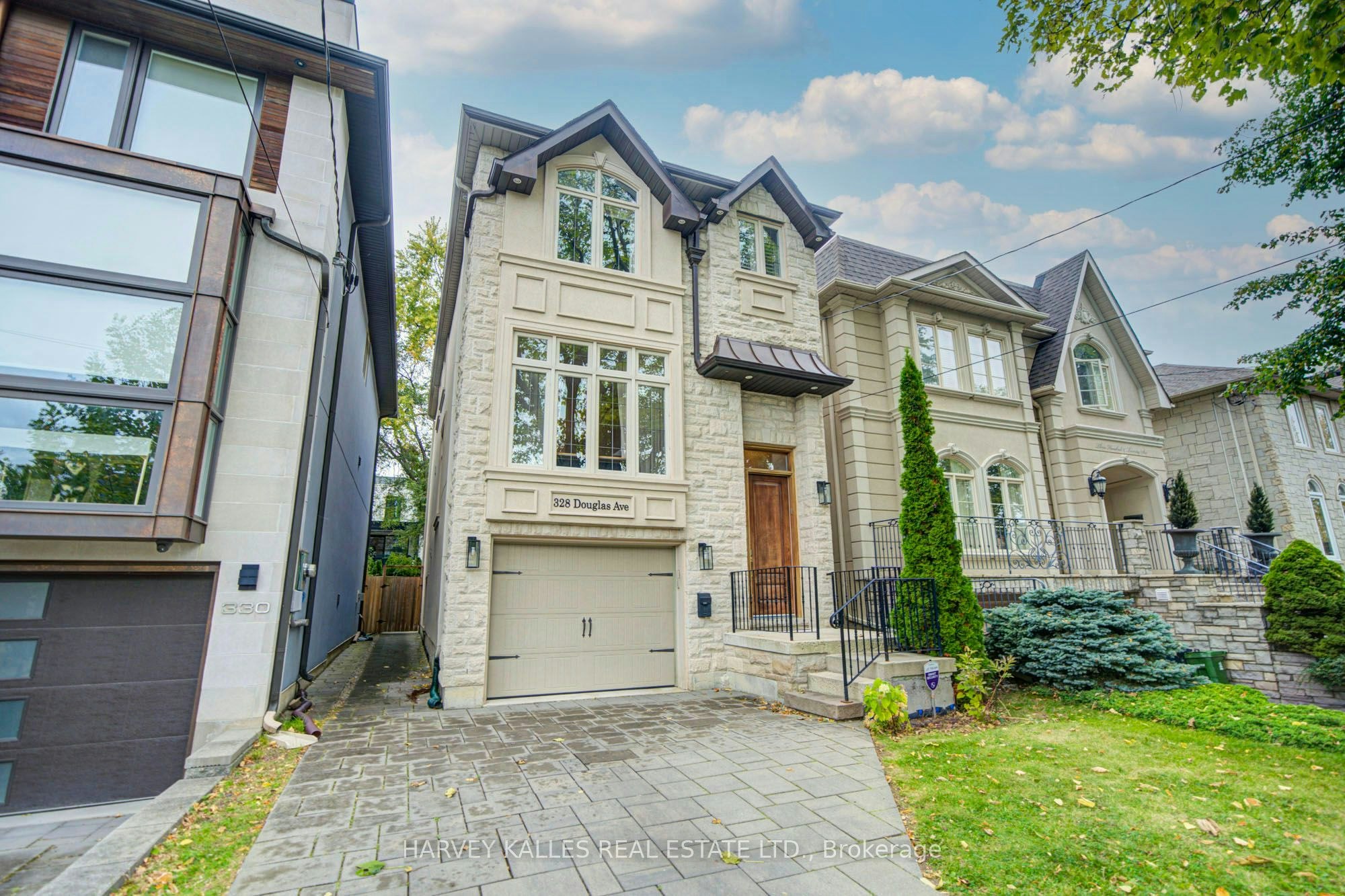 328 Douglas Avenue, Toronto, ON, M5M 1H1