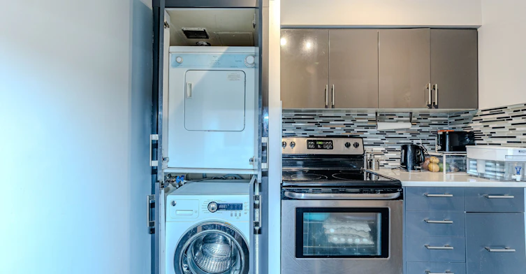 1515-1055 Bay Street, Toronto, ON, M5S 3A3 - 13