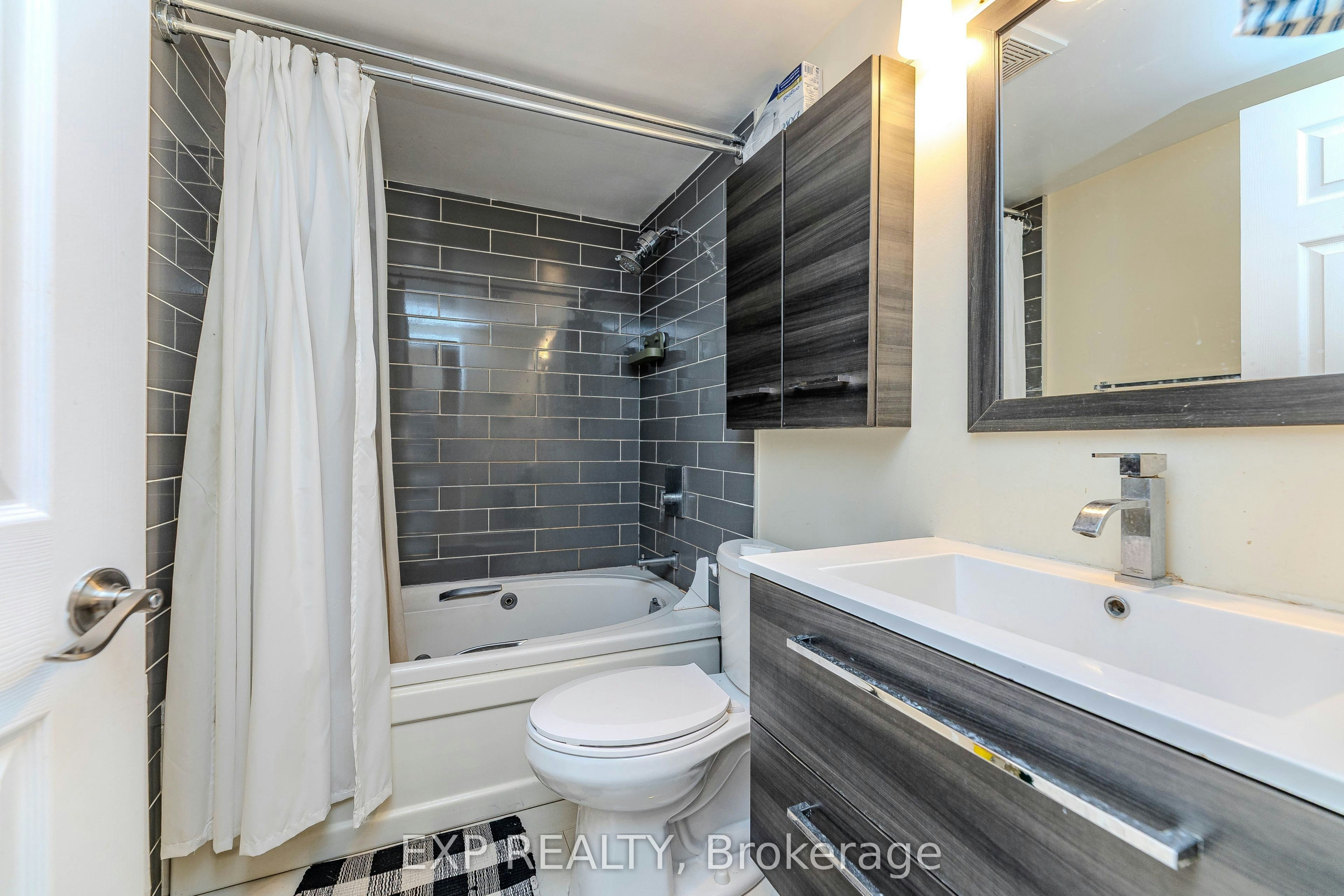 1515-1055 Bay Street, Toronto, ON, M5S 3A3 - 10