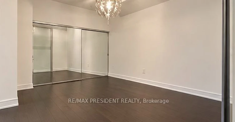 209-88 Scott Street, Toronto, ON, M5E 0A9 - 4