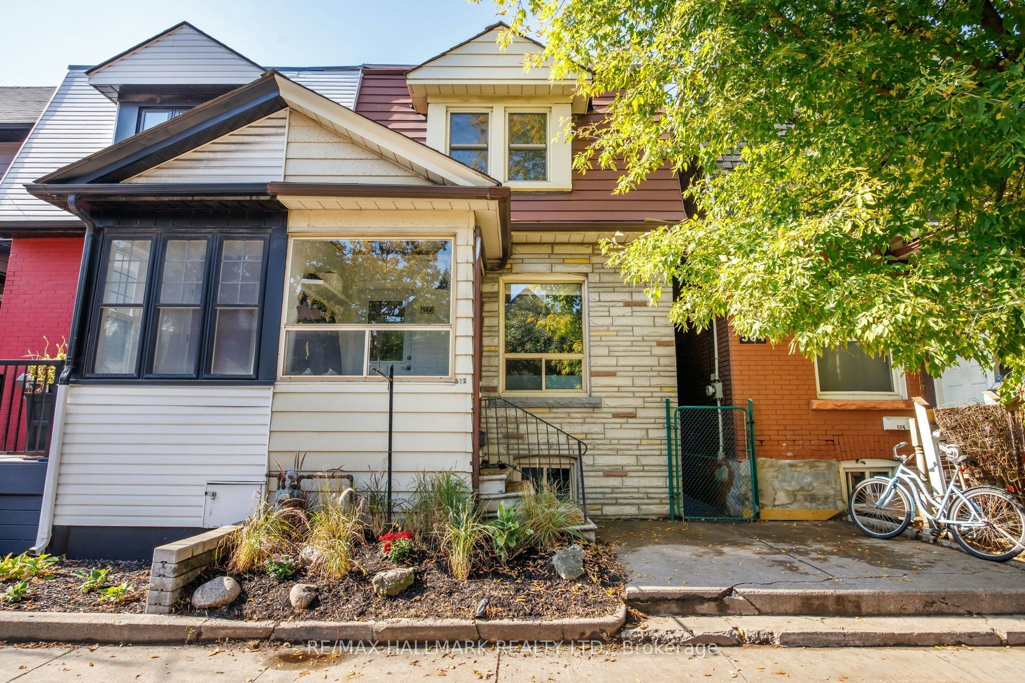 502 Lansdowne Avenue, Toronto, ON, M6H 3Y3
