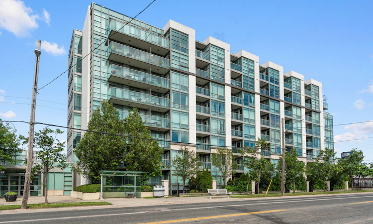 511-3840 Bathurst Street
