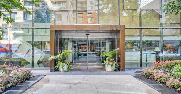 3401-33 Charles Street E, Toronto, ON, M4Y 0A2