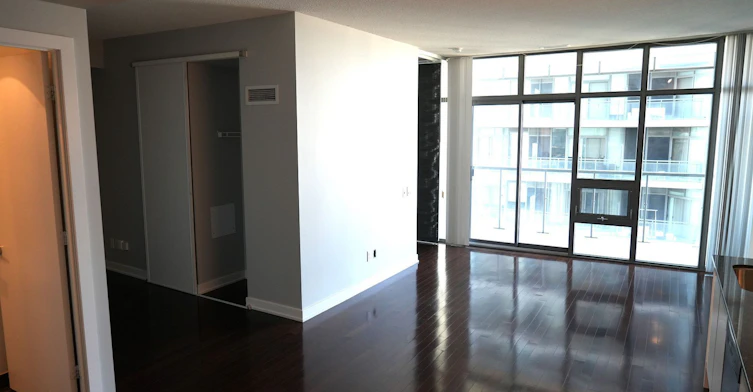 3401-33 Charles Street E, Toronto, ON, M4Y 0A2 - 4