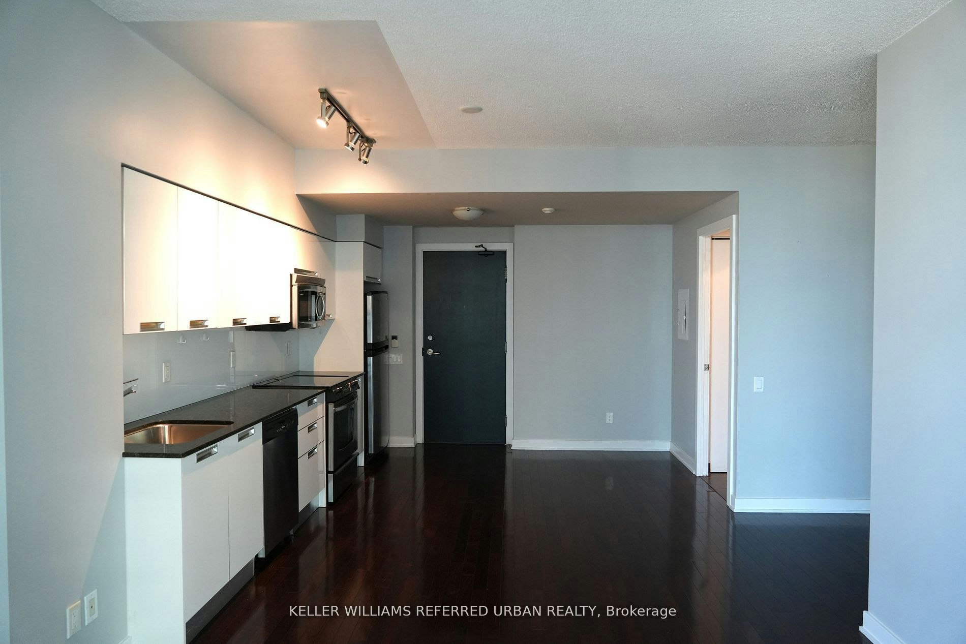3401-33 Charles Street E, Toronto, ON, M4Y 0A2 - 2