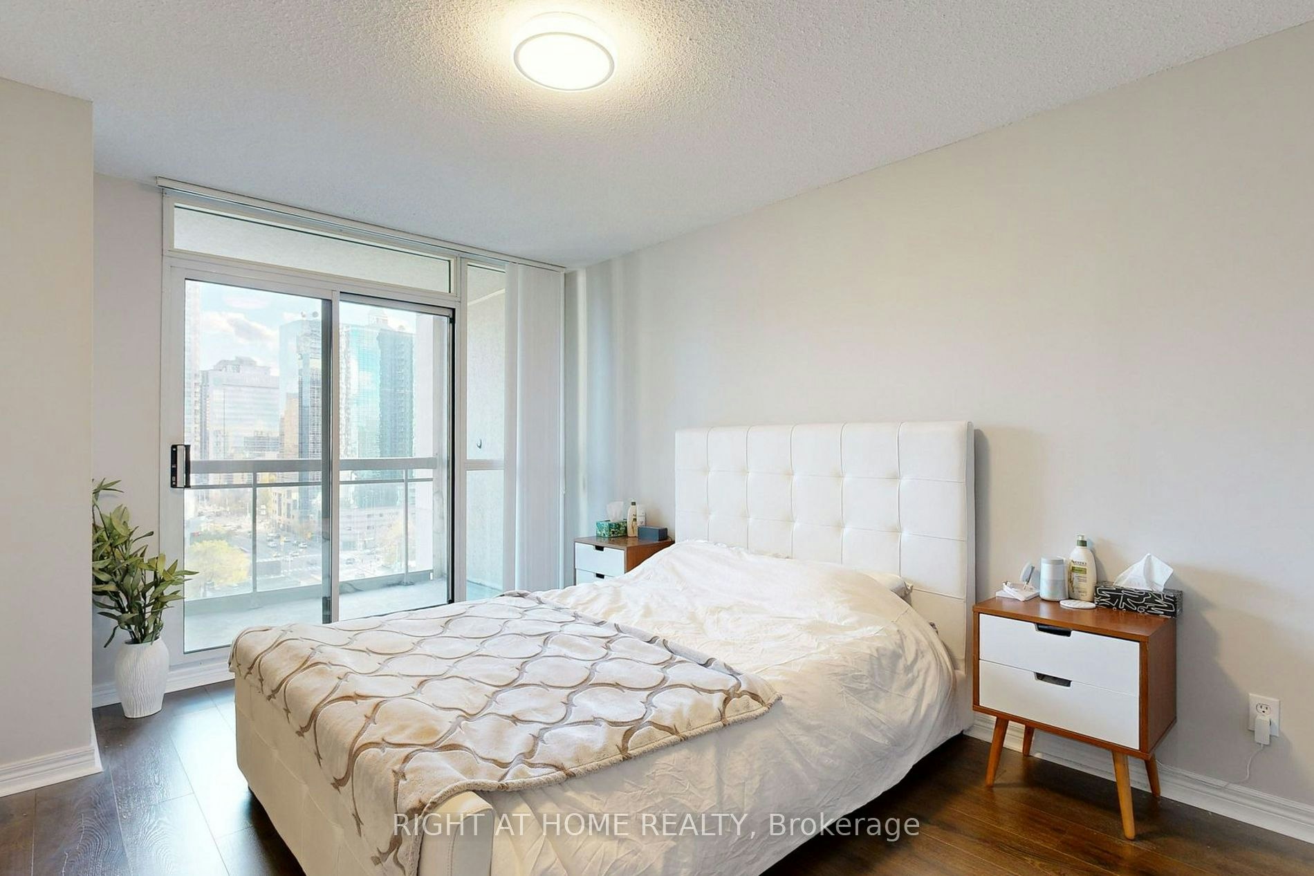 1507-18 Parkview Avenue, Toronto, ON, M2N 7H7 - 18