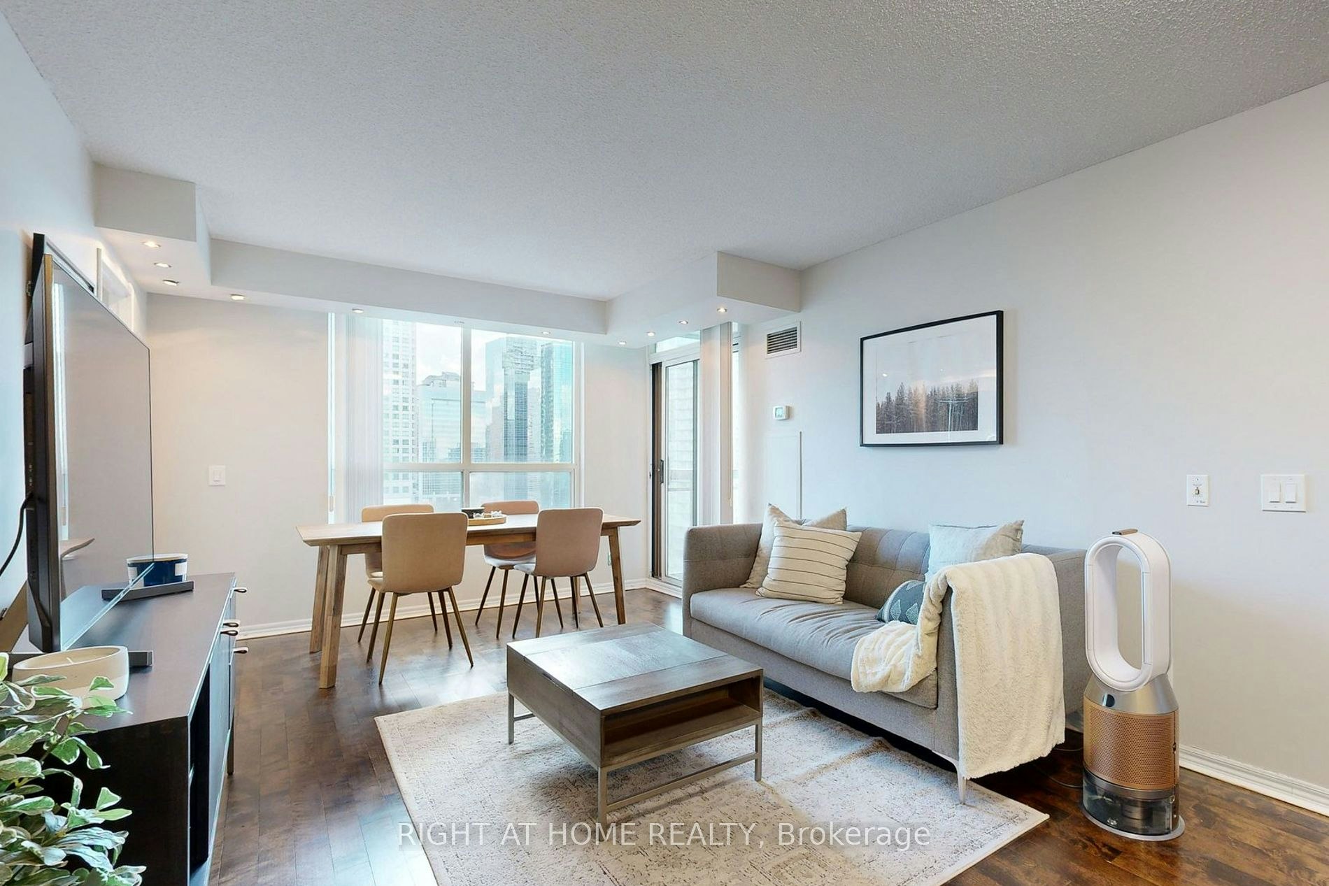 1507-18 Parkview Avenue, Toronto, ON, M2N 7H7 - 11