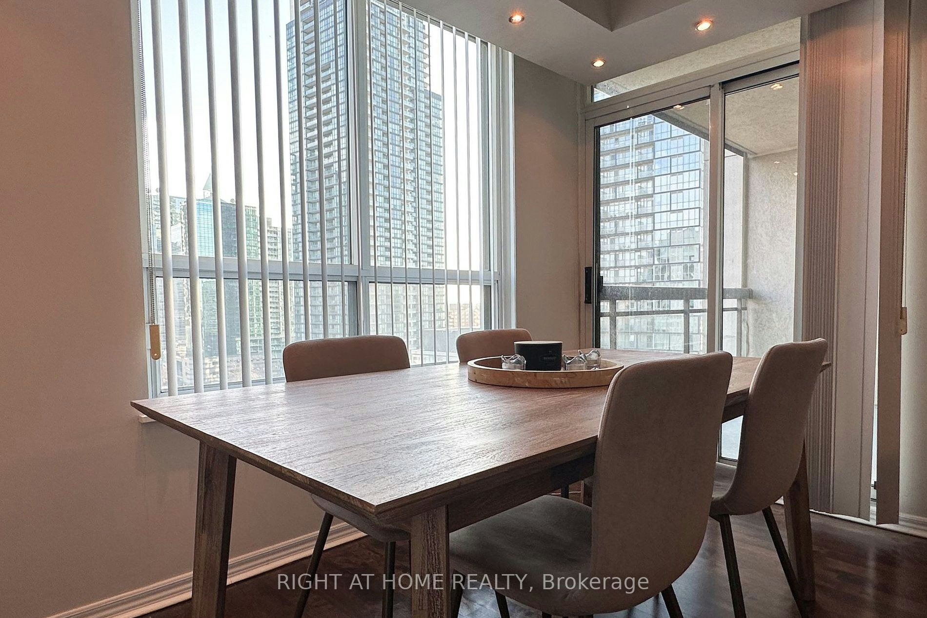 1507-18 Parkview Avenue, Toronto, ON, M2N 7H7 - 5