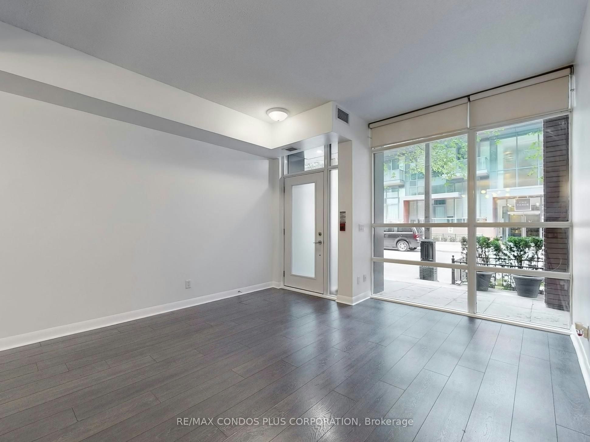 103-15 Bruyeres Mews, Toronto, ON, M5V 0A7 - 15
