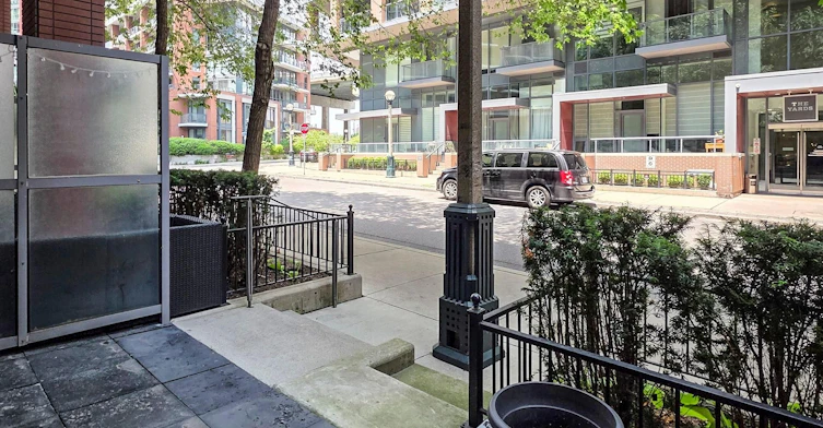 103-15 Bruyeres Mews, Toronto, ON, M5V 0A7 - 7