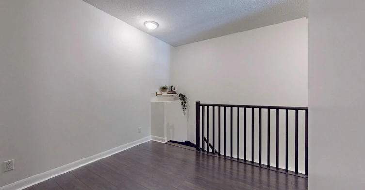 103-15 Bruyeres Mews, Toronto, ON, M5V 0A7 - 24