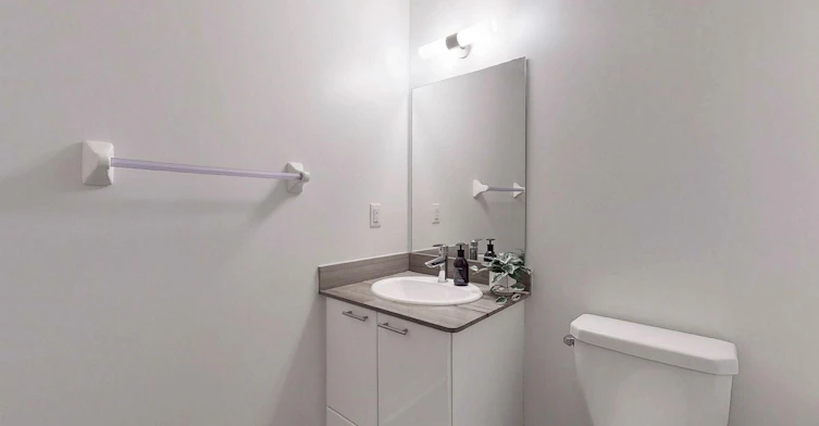 103-15 Bruyeres Mews, Toronto, ON, M5V 0A7 - 33