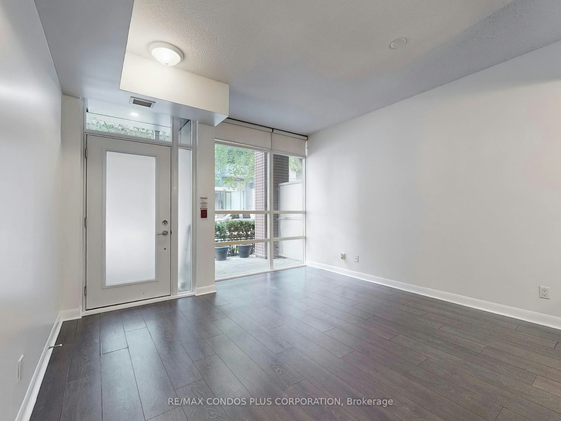 103-15 Bruyeres Mews, Toronto, ON, M5V 0A7 - 13