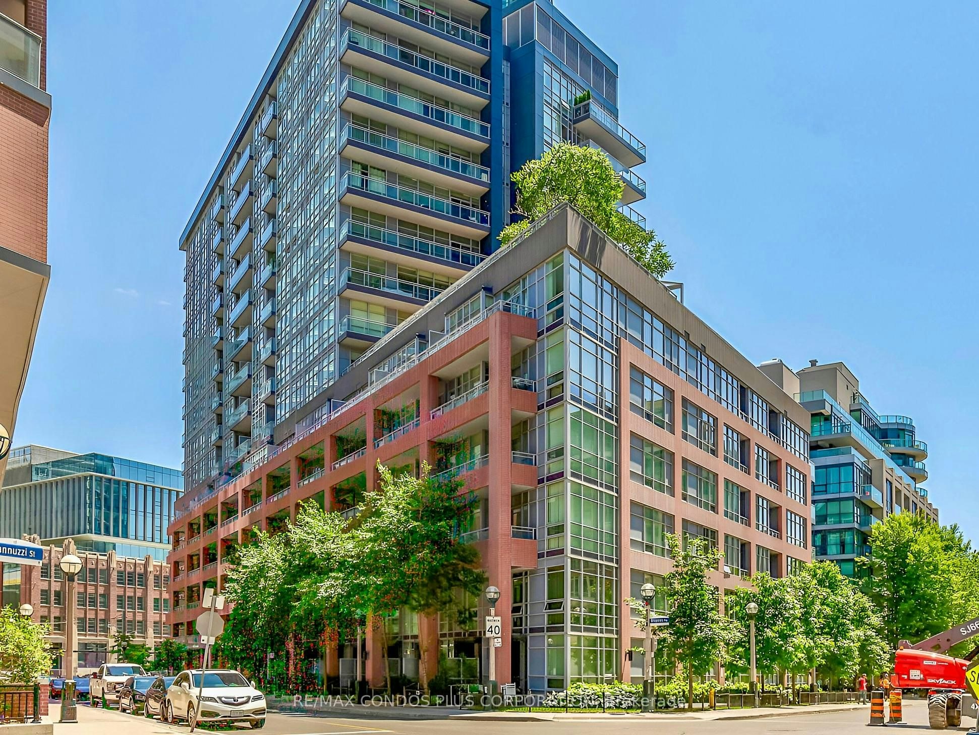 103-15 Bruyeres Mews, Toronto, ON, M5V 0A7 - 3