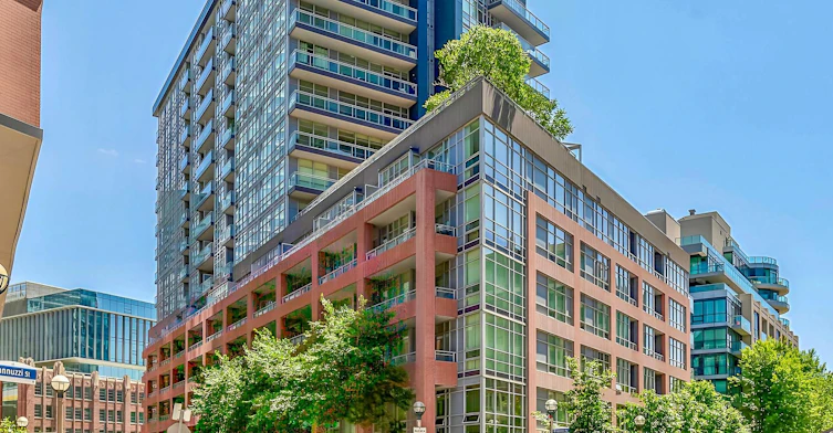 103-15 Bruyeres Mews, Toronto, ON, M5V 0A7 - 3