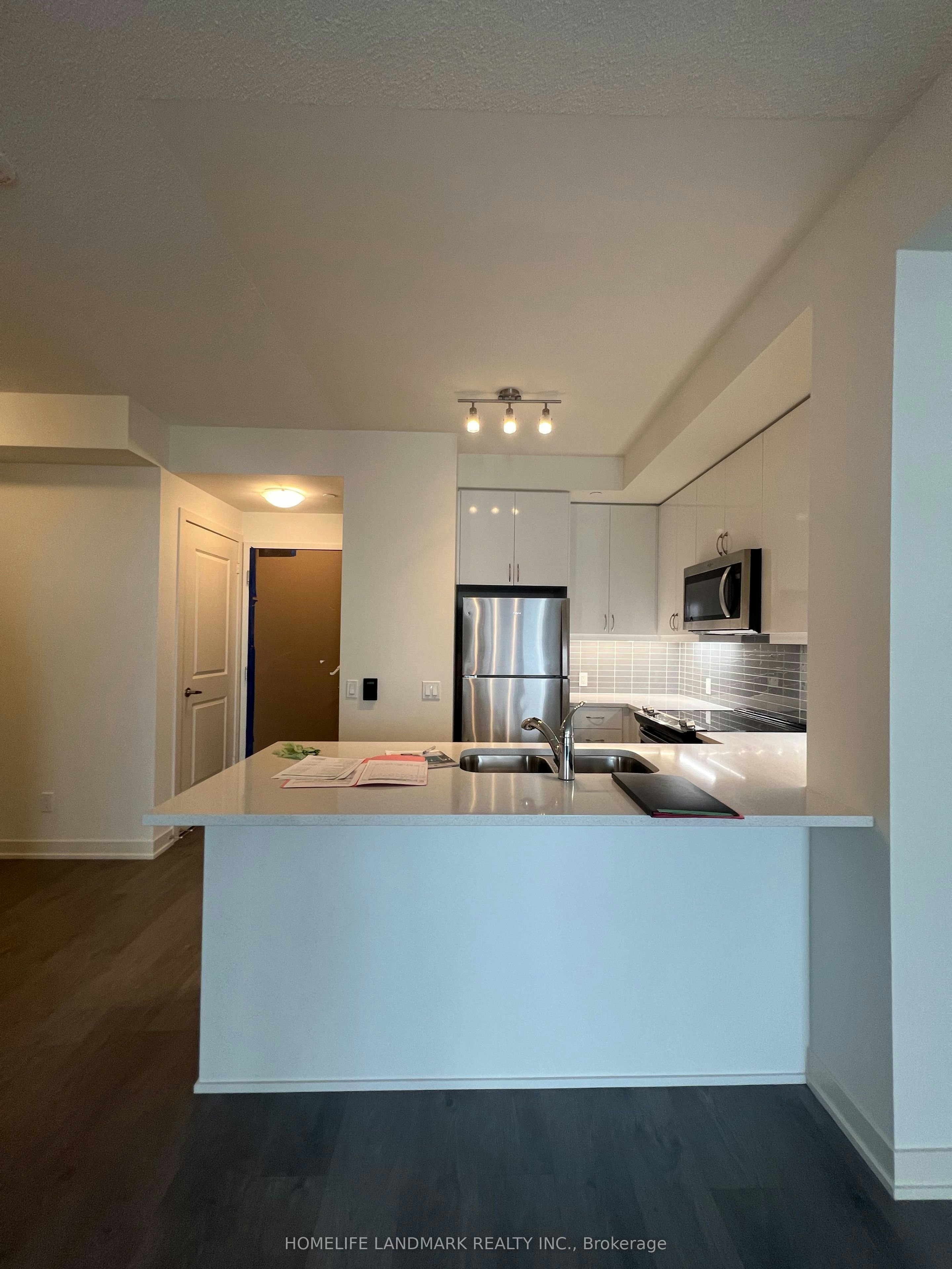 2910-4955 Yonge Street, Toronto, ON, M2N 0L8 - 4