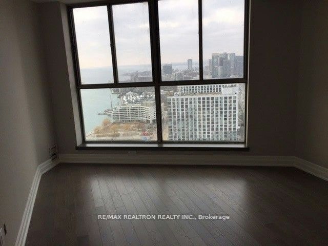 3104-270 Queens Quay W, Toronto, ON, M5J 2N4 - 6