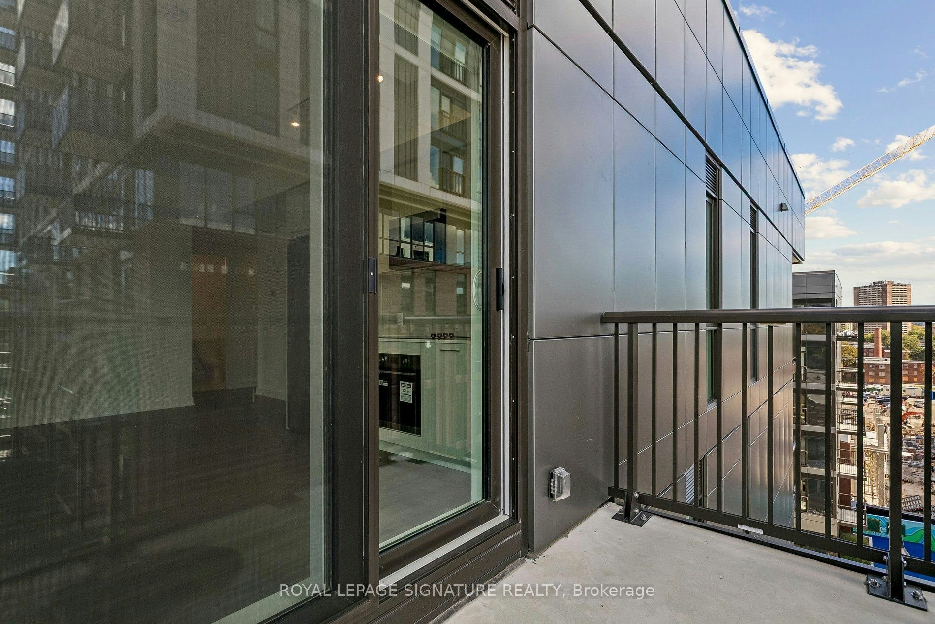 723-30 Dreamers Way, Toronto, ON, M5A 0Z1 - 31