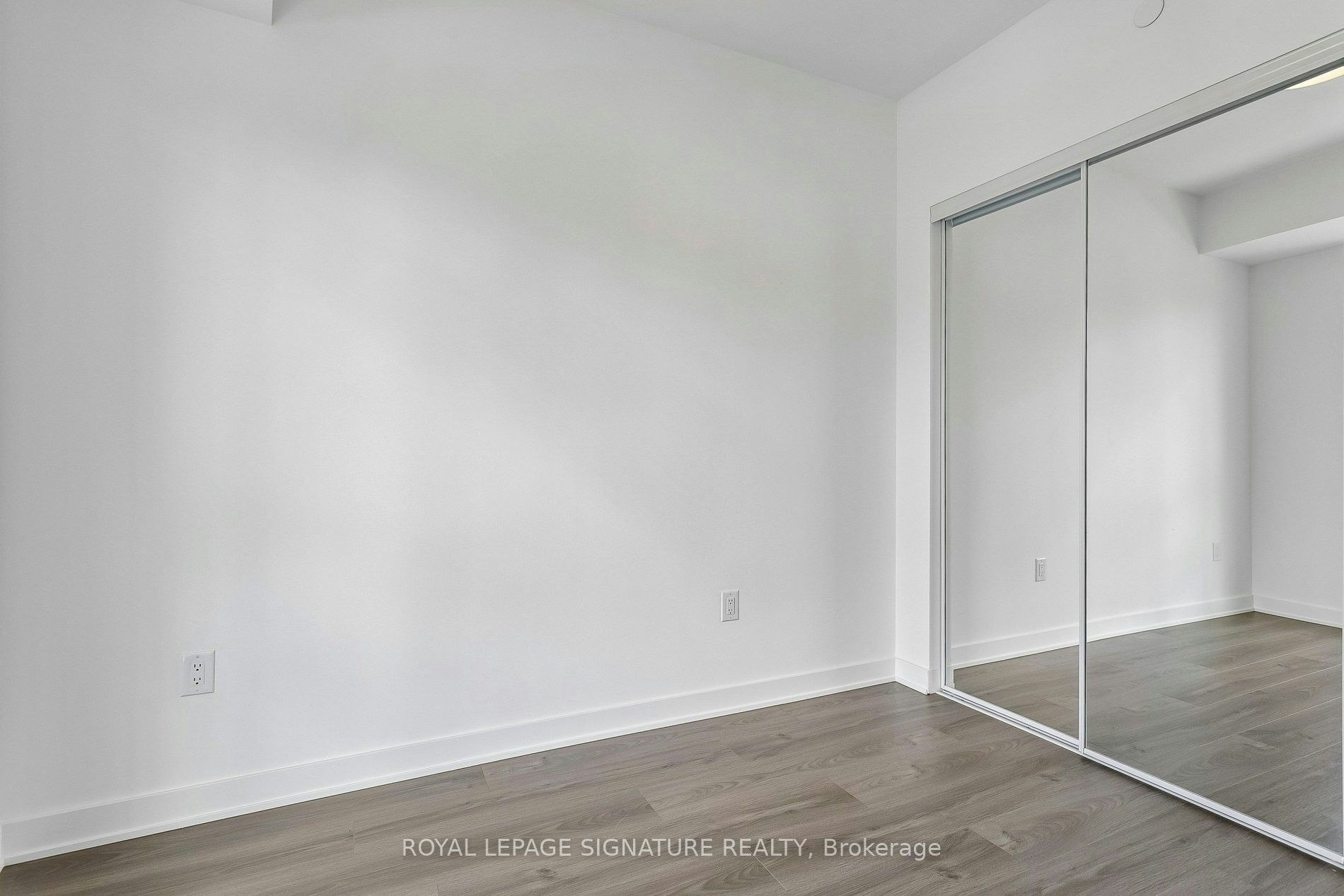 723-30 Dreamers Way, Toronto, ON, M5A 0Z1 - 19