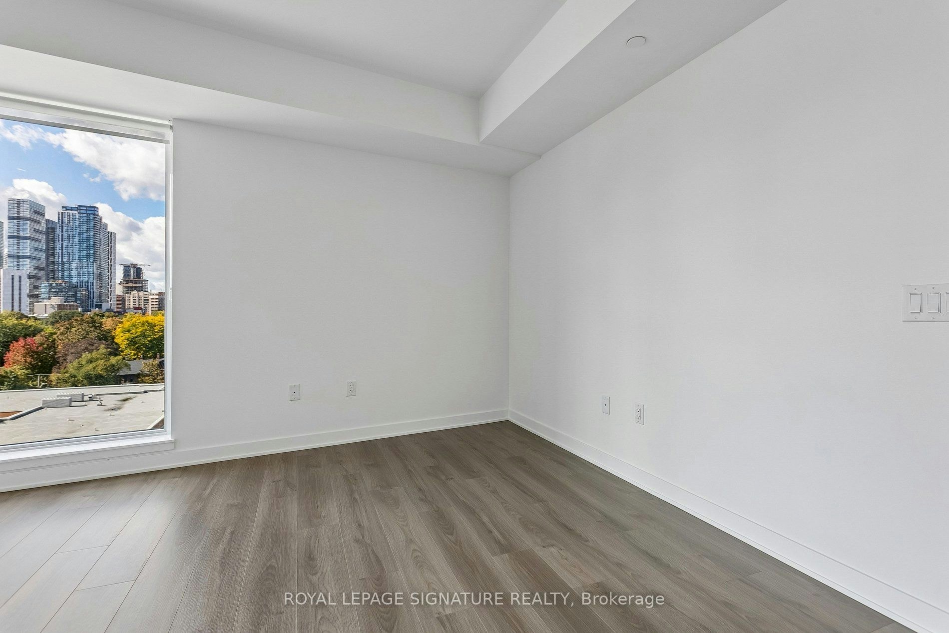 723-30 Dreamers Way, Toronto, ON, M5A 0Z1 - 12