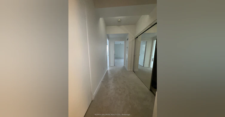 G19-33 Iceboat Terrace, Toronto, ON, M5A 4A5 - 9