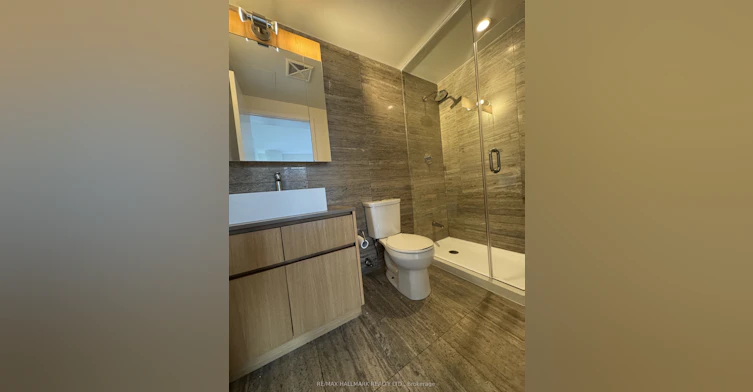 G19-33 Iceboat Terrace, Toronto, ON, M5A 4A5 - 12