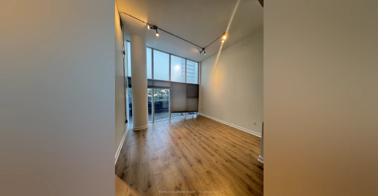 G19-33 Iceboat Terrace, Toronto, ON, M5A 4A5 - 2