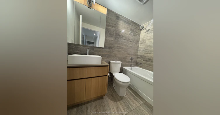 G19-33 Iceboat Terrace, Toronto, ON, M5A 4A5 - 13