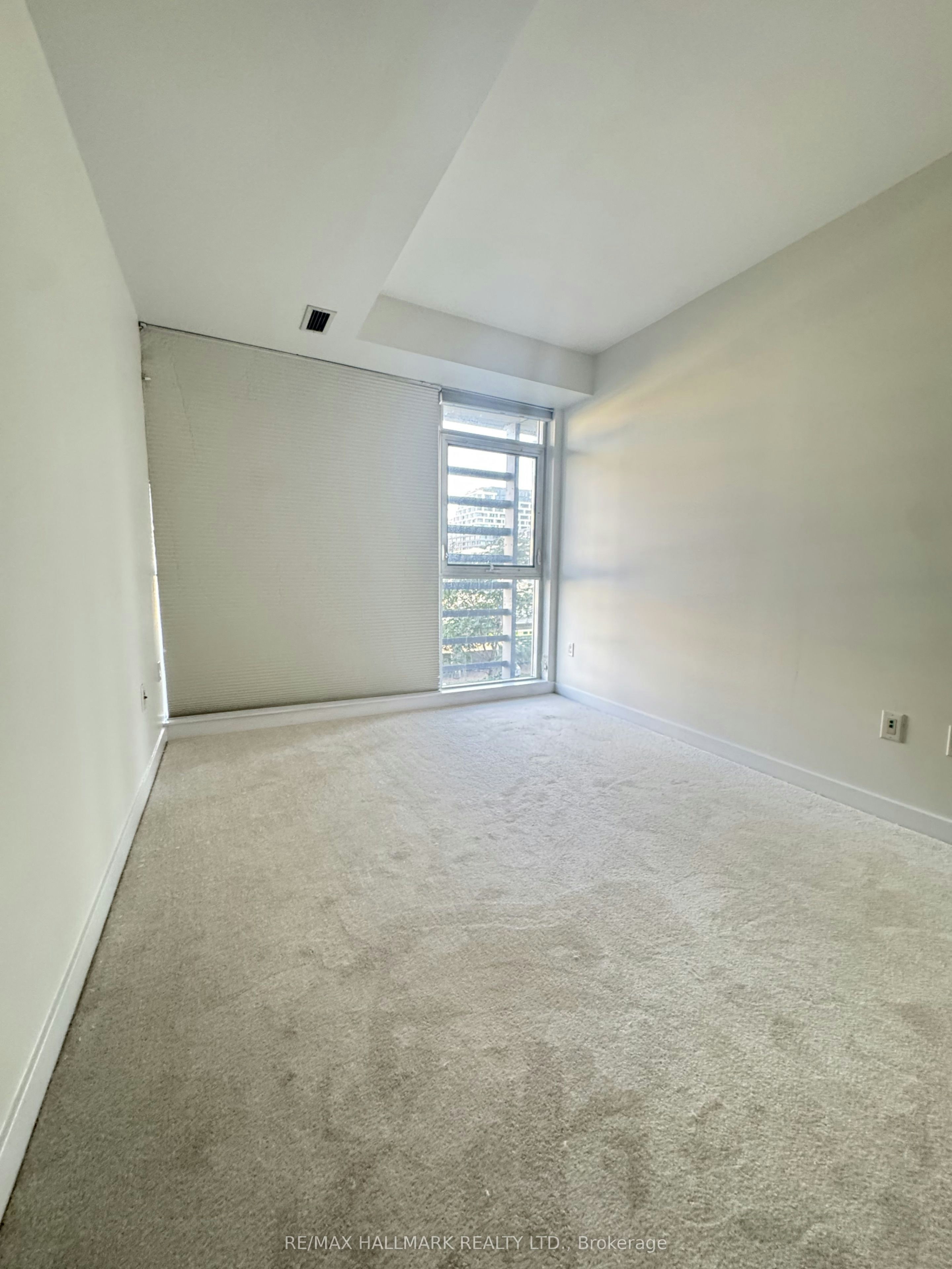 G19-33 Iceboat Terrace, Toronto, ON, M5A 4A5 - 10