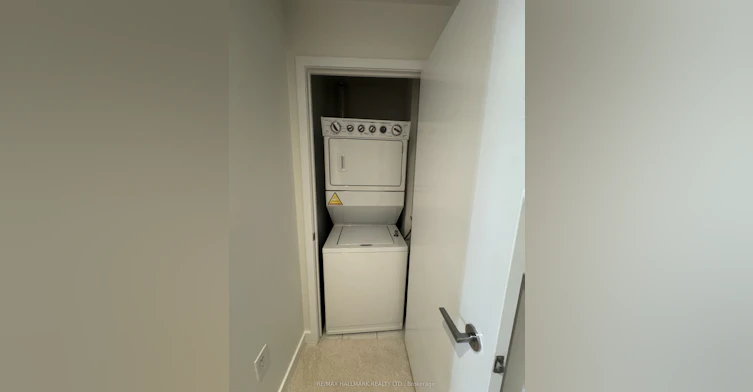 G19-33 Iceboat Terrace, Toronto, ON, M5A 4A5 - 15