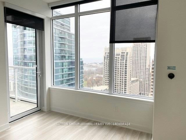 3015-19 Bathurst Street, Toronto, ON, M6A 2E1 - 3