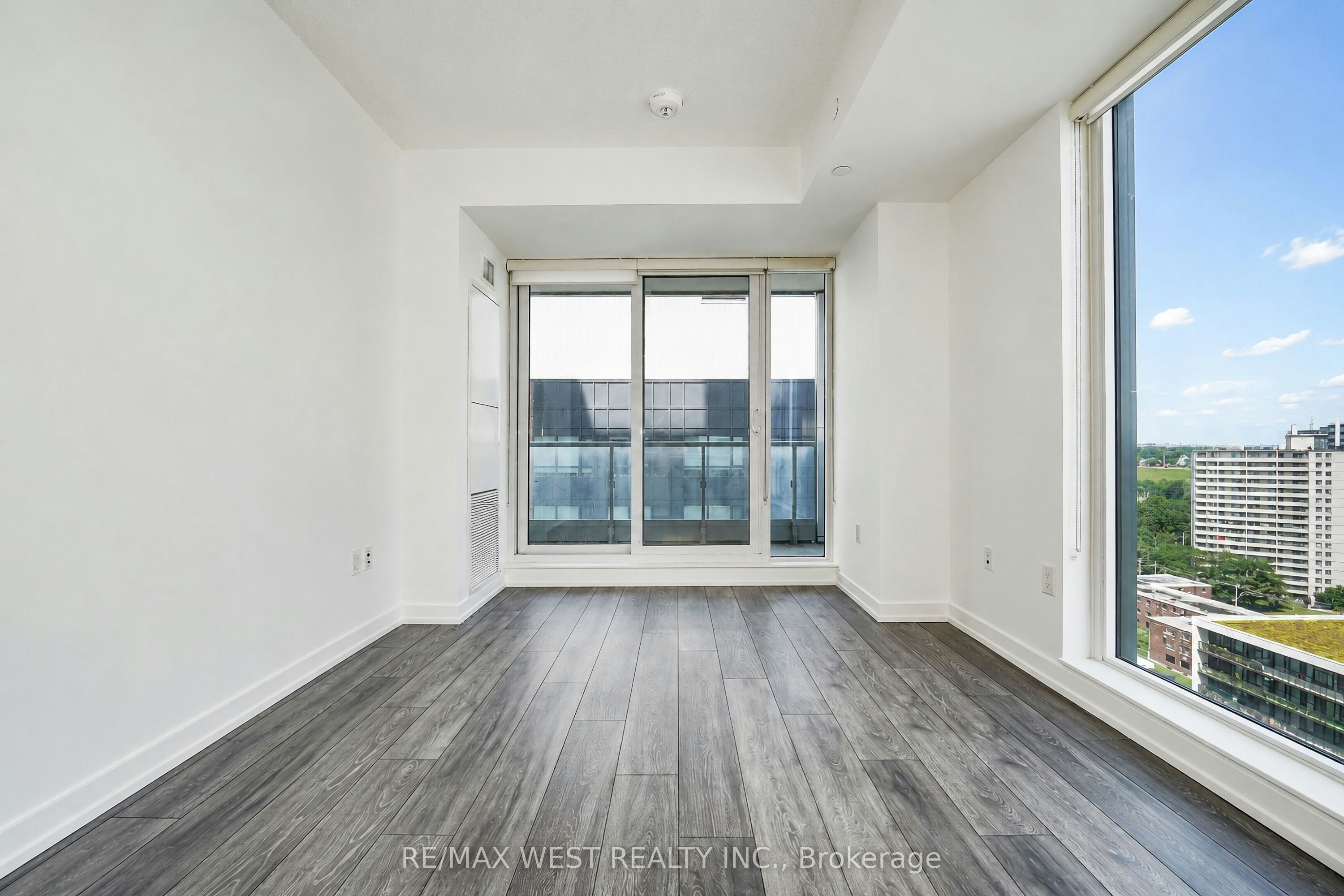 1511-225 Sumach Street, Toronto, ON, M5A 0R8 - 4