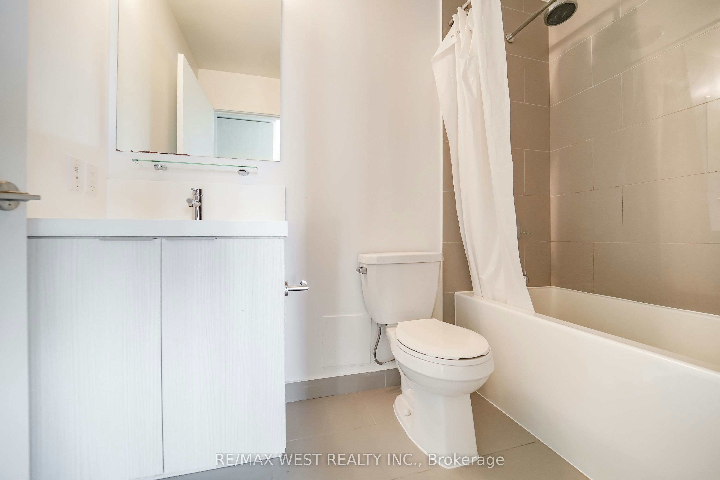 1511-225 Sumach Street, Toronto, ON, M5A 0R8 - 10